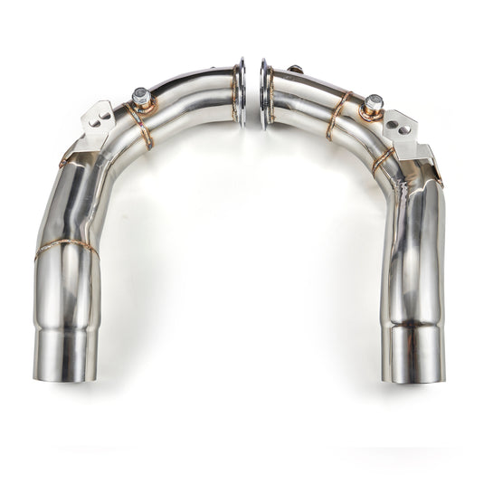 2011-2018 BMW M6 F12 with S63 motor 3