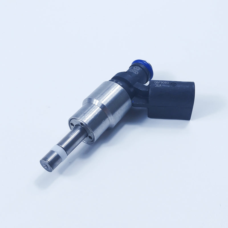 Load image into Gallery viewer, 2006-2008 Audi A3 2.0L I4 4PCS Fuel Injector 06F906036A 0261500020/21 06D998907
