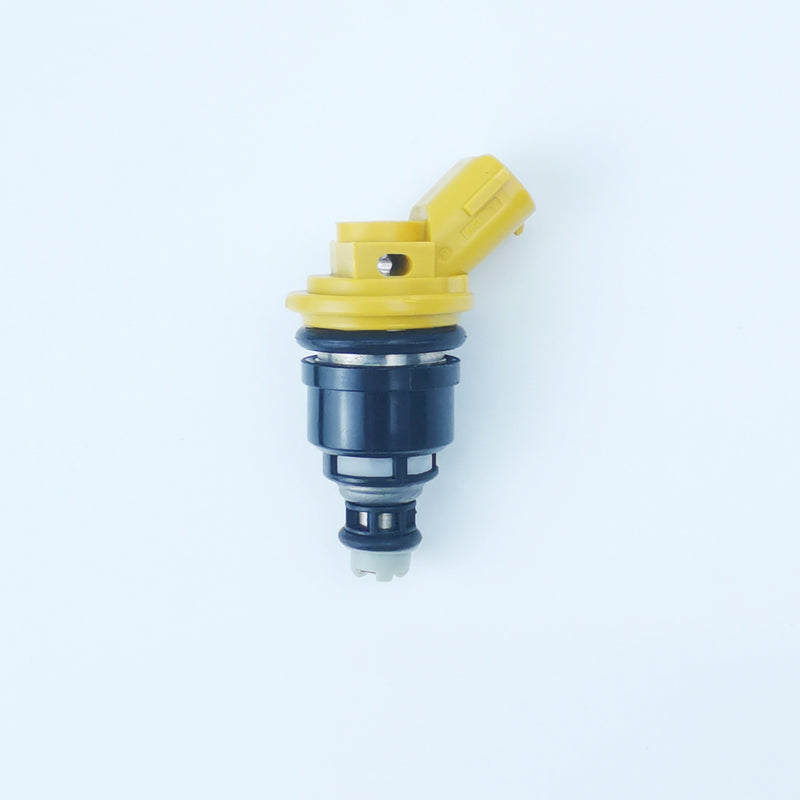 Load image into Gallery viewer, 4Pcs 550cc Yellow Side Feed Fuel Injectors For Subaru WRX 2004–2007 / WRX STI 2004–2007 / Legacy GT 2005–2011 16600-AA170 10933-550-4N
